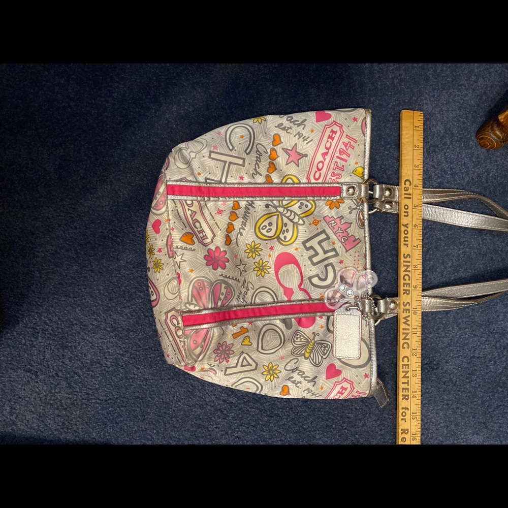 Coach fun purse